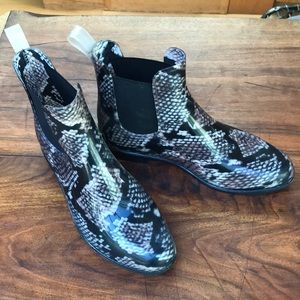 Ralph Lauren chelsea rain booties.